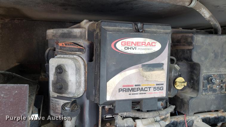 image for item DD4756 2000 Ford Dolphin RV