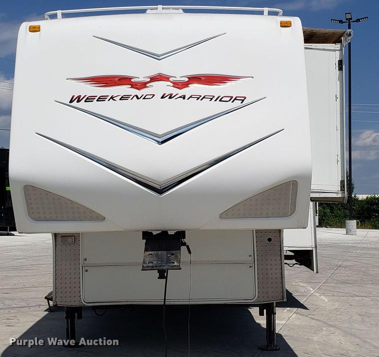 image for item DD4762 2008 Weekend Warrior Full Throttle toy hauler camper