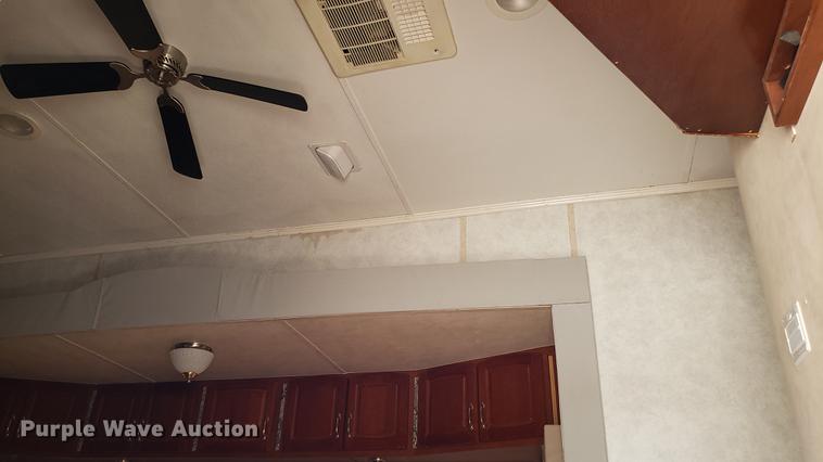 image for item DD4762 2008 Weekend Warrior Full Throttle toy hauler camper