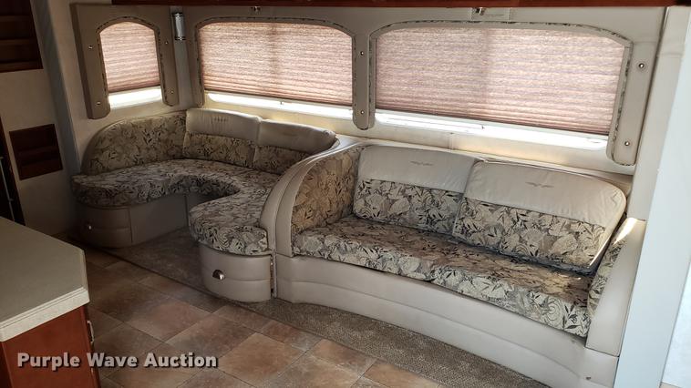 image for item DD4762 2008 Weekend Warrior Full Throttle toy hauler camper