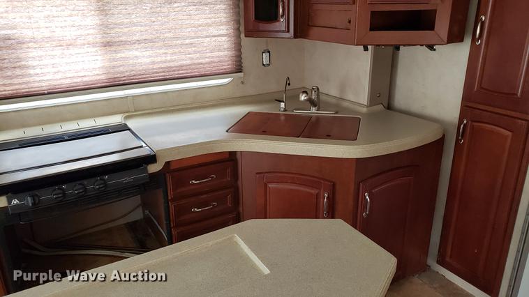 image for item DD4762 2008 Weekend Warrior Full Throttle toy hauler camper