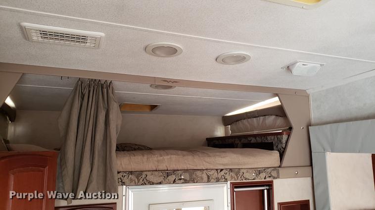 image for item DD4762 2008 Weekend Warrior Full Throttle toy hauler camper