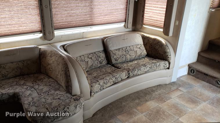 image for item DD4762 2008 Weekend Warrior Full Throttle toy hauler camper