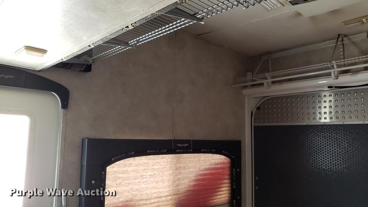 image for item DD4762 2008 Weekend Warrior Full Throttle toy hauler camper