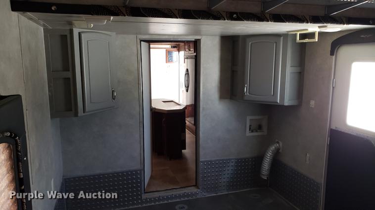 image for item DD4762 2008 Weekend Warrior Full Throttle toy hauler camper