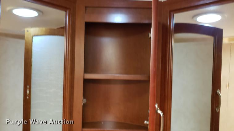 image for item DD4762 2008 Weekend Warrior Full Throttle toy hauler camper