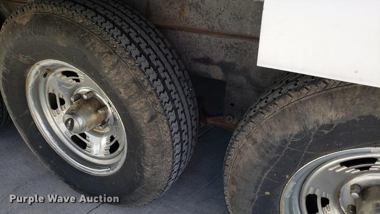 image for item DD4762 2008 Weekend Warrior Full Throttle toy hauler camper