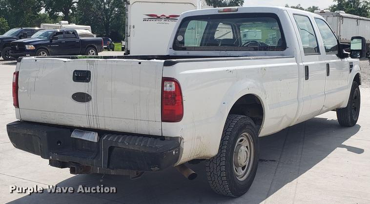 image for item DD4769 2010 Ford F250 Super Duty Crew Cab pickup truck