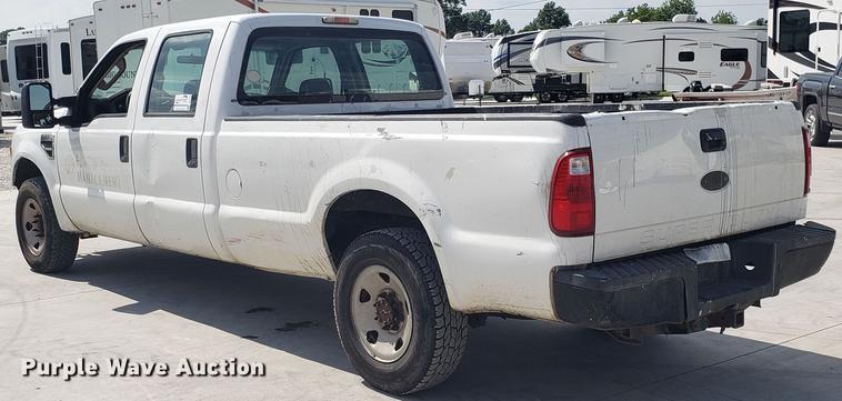 image for item DD4769 2010 Ford F250 Super Duty Crew Cab pickup truck