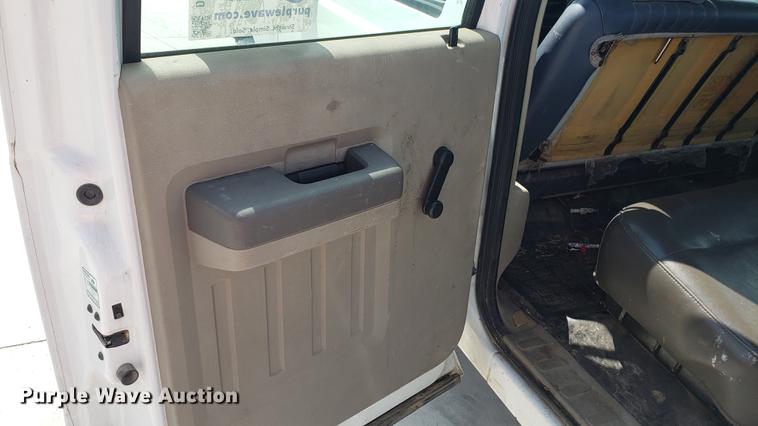 image for item DD4769 2010 Ford F250 Super Duty Crew Cab pickup truck