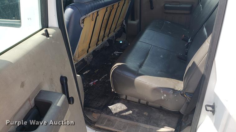 image for item DD4769 2010 Ford F250 Super Duty Crew Cab pickup truck