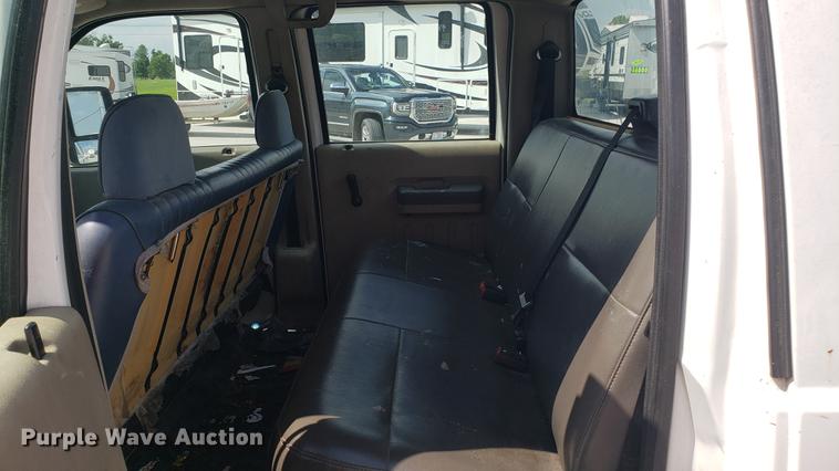 image for item DD4769 2010 Ford F250 Super Duty Crew Cab pickup truck