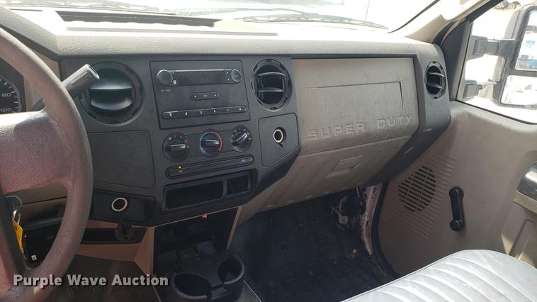 image for item DD4769 2010 Ford F250 Super Duty Crew Cab pickup truck