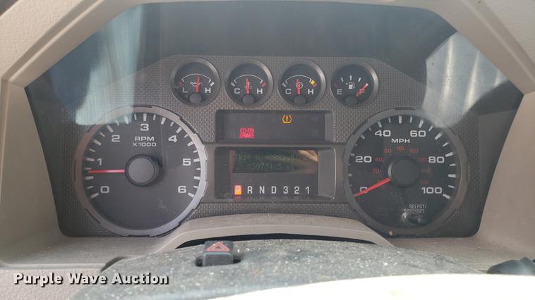 image for item DD4769 2010 Ford F250 Super Duty Crew Cab pickup truck