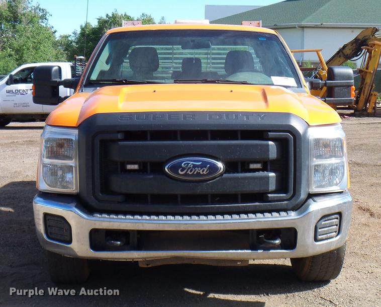 image for item DD6031 2013 Ford F250 Super Duty SuperCab pickup truck