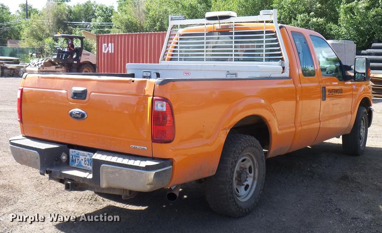 image for item DD6031 2013 Ford F250 Super Duty SuperCab pickup truck