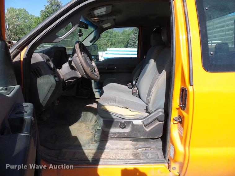 image for item DD6031 2013 Ford F250 Super Duty SuperCab pickup truck