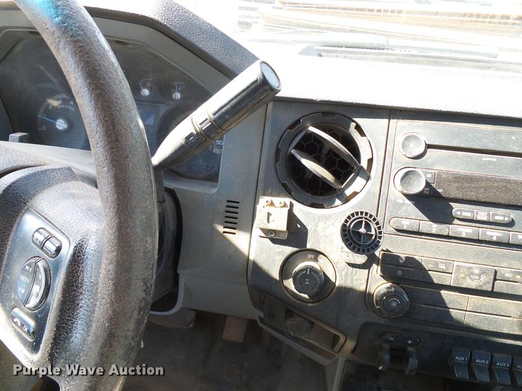 image for item DD6031 2013 Ford F250 Super Duty SuperCab pickup truck