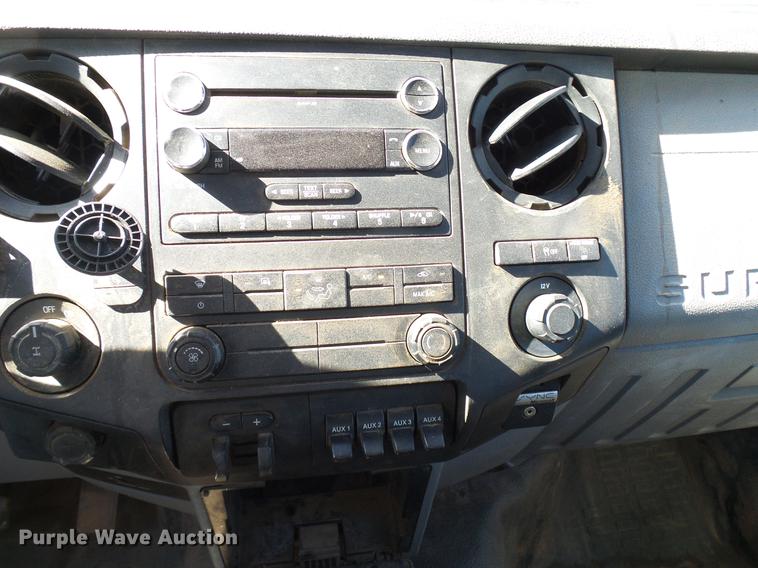 image for item DD6031 2013 Ford F250 Super Duty SuperCab pickup truck