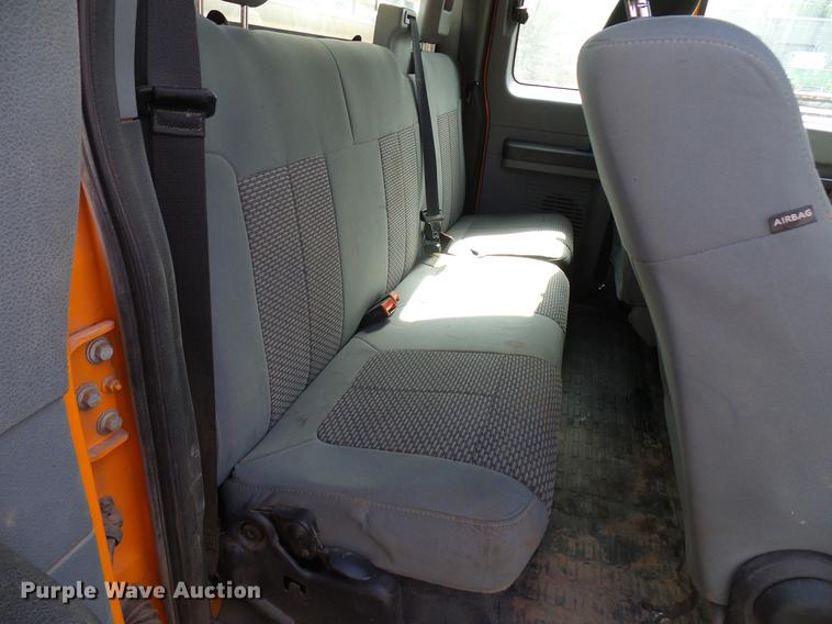 image for item DD6031 2013 Ford F250 Super Duty SuperCab pickup truck