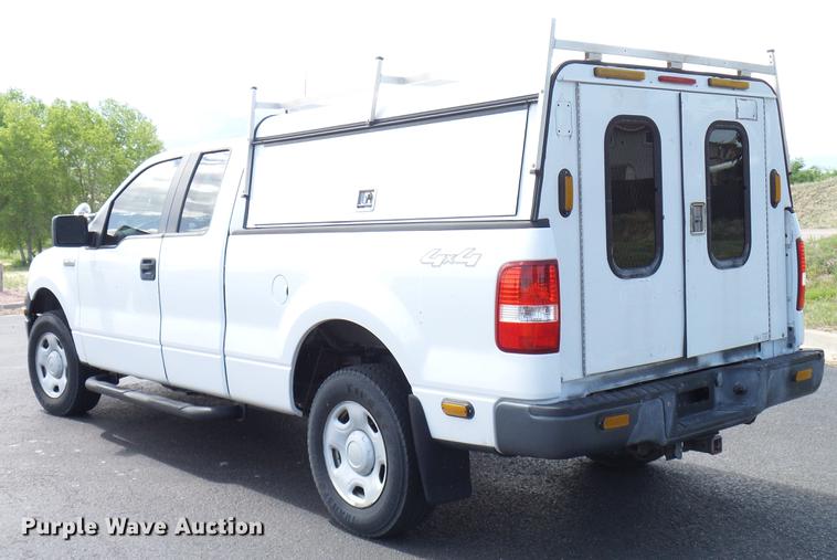 image for item DD6033 2006 Ford F150 SuperCab pickup truck