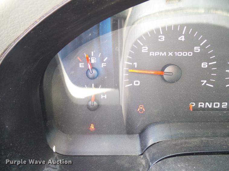 image for item DD6033 2006 Ford F150 SuperCab pickup truck