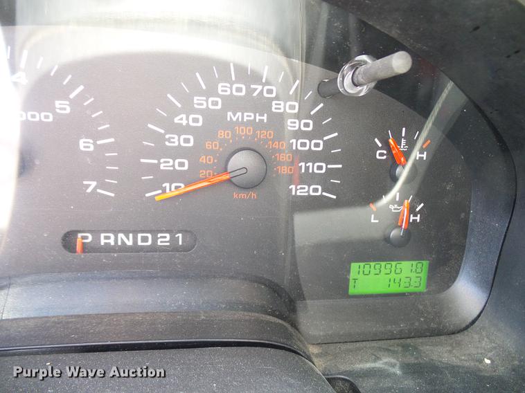 image for item DD6033 2006 Ford F150 SuperCab pickup truck