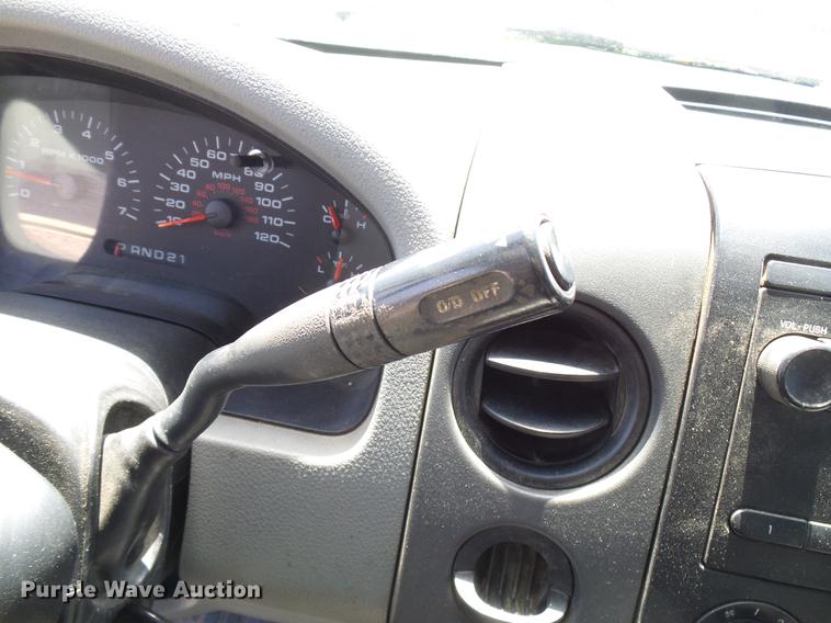 image for item DD6033 2006 Ford F150 SuperCab pickup truck