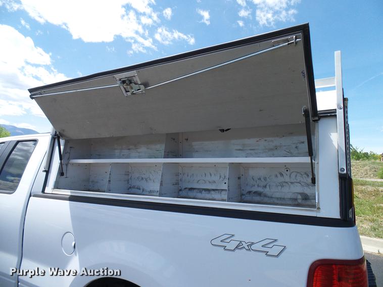 image for item DD6033 2006 Ford F150 SuperCab pickup truck