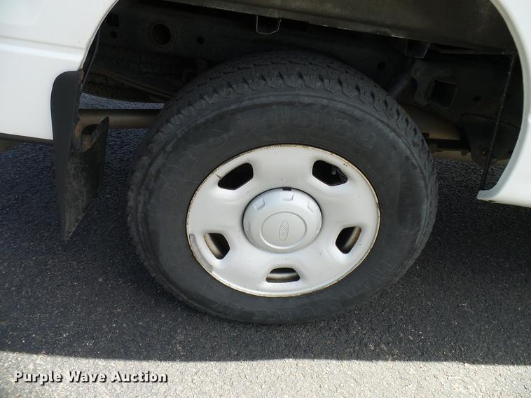 image for item DD6033 2006 Ford F150 SuperCab pickup truck