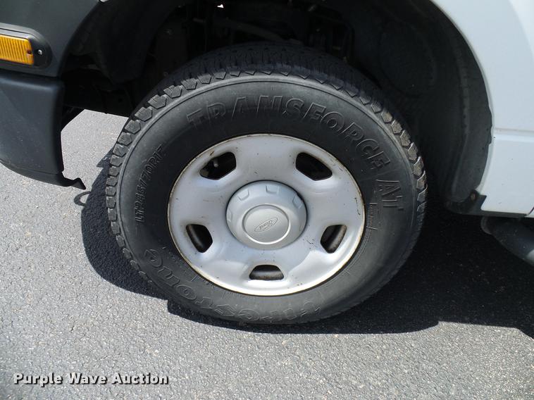 image for item DD6033 2006 Ford F150 SuperCab pickup truck