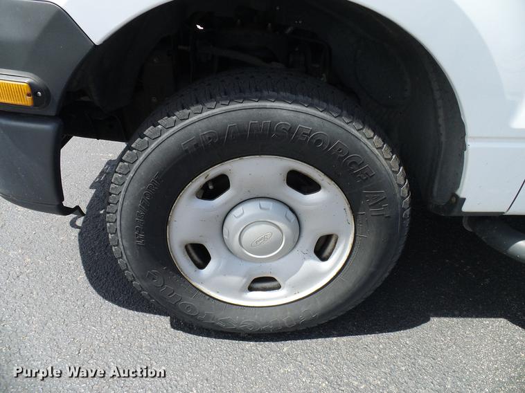 image for item DD6033 2006 Ford F150 SuperCab pickup truck