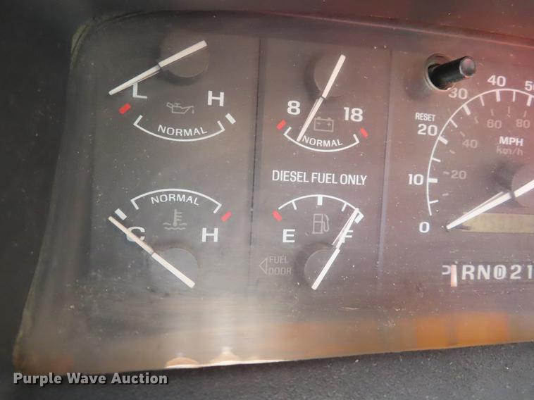 image for item DD6172 1994 Ford F450 Super Duty utility truck