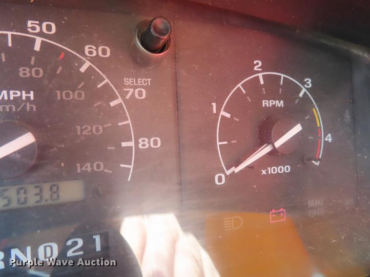 image for item DD6172 1994 Ford F450 Super Duty utility truck