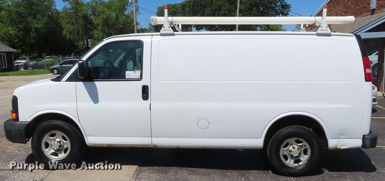 image for item DD6181 2005 Chevrolet Express 1500 van