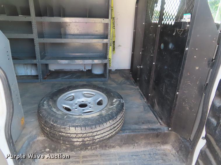 image for item DD6181 2005 Chevrolet Express 1500 van