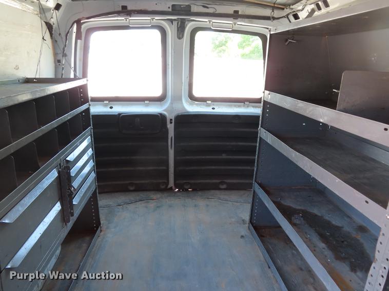 image for item DD6181 2005 Chevrolet Express 1500 van