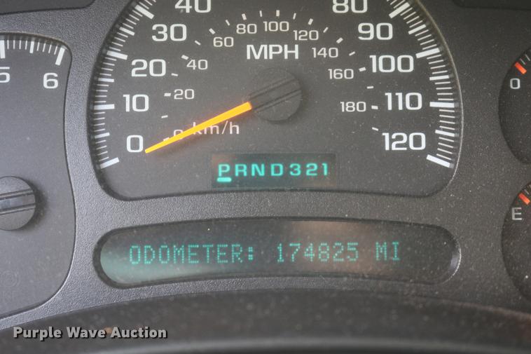 image for item DD8226 2005 Chevrolet Silverado 1500 Ext. Cab pickup truck