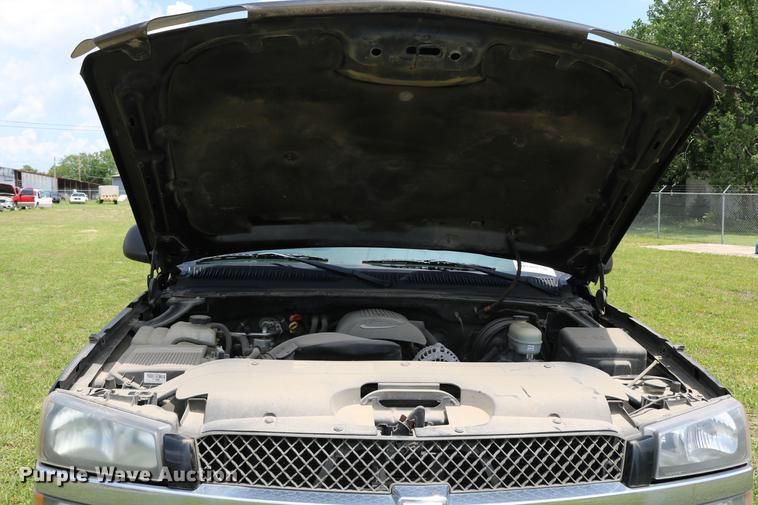 image for item DD8226 2005 Chevrolet Silverado 1500 Ext. Cab pickup truck