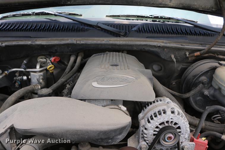 image for item DD8226 2005 Chevrolet Silverado 1500 Ext. Cab pickup truck