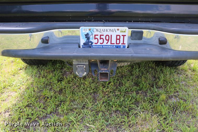 image for item DD8226 2005 Chevrolet Silverado 1500 Ext. Cab pickup truck