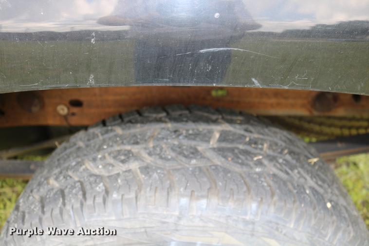 image for item DD8226 2005 Chevrolet Silverado 1500 Ext. Cab pickup truck