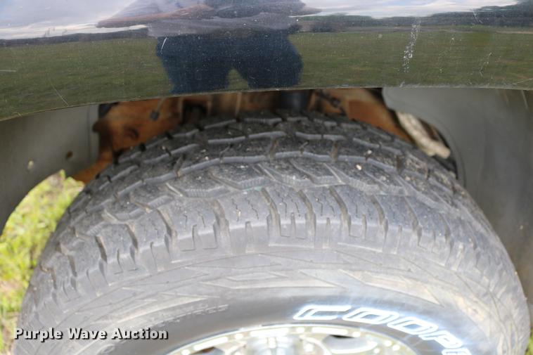 image for item DD8226 2005 Chevrolet Silverado 1500 Ext. Cab pickup truck