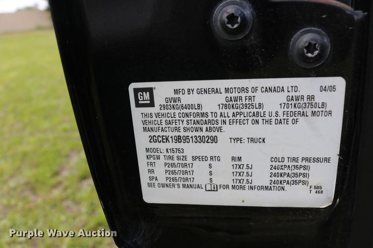 image for item DD8226 2005 Chevrolet Silverado 1500 Ext. Cab pickup truck