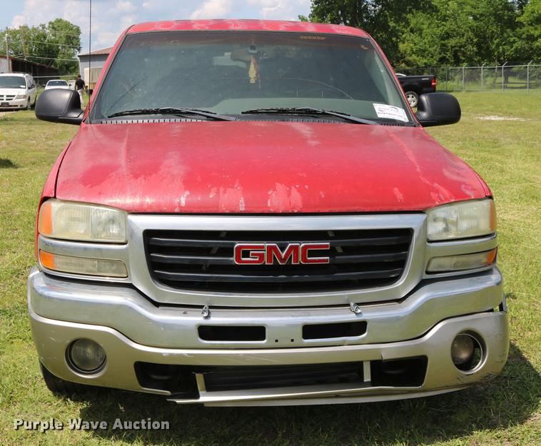 image for item DD8233 2003 GMC Sierra 1500 Ext. Cab pickup truck