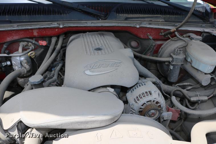 image for item DD8233 2003 GMC Sierra 1500 Ext. Cab pickup truck