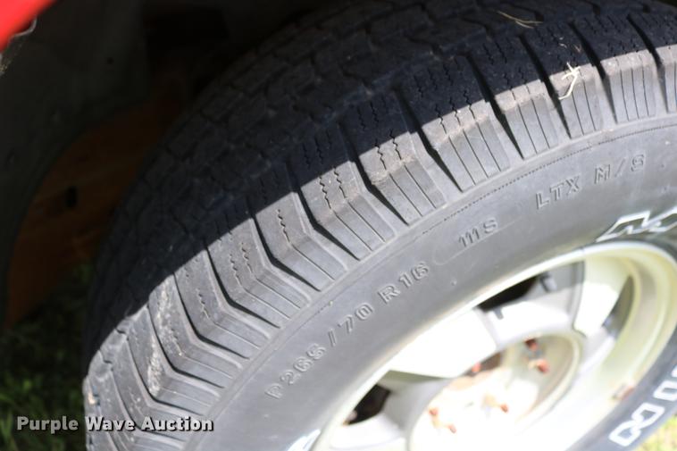 image for item DD8233 2003 GMC Sierra 1500 Ext. Cab pickup truck