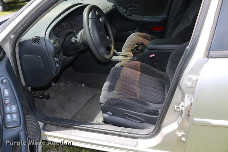 image for item DD8234 2002 Pontiac Grand Prix