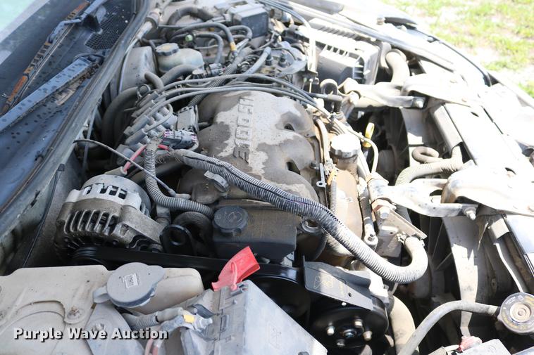 image for item DD8234 2002 Pontiac Grand Prix