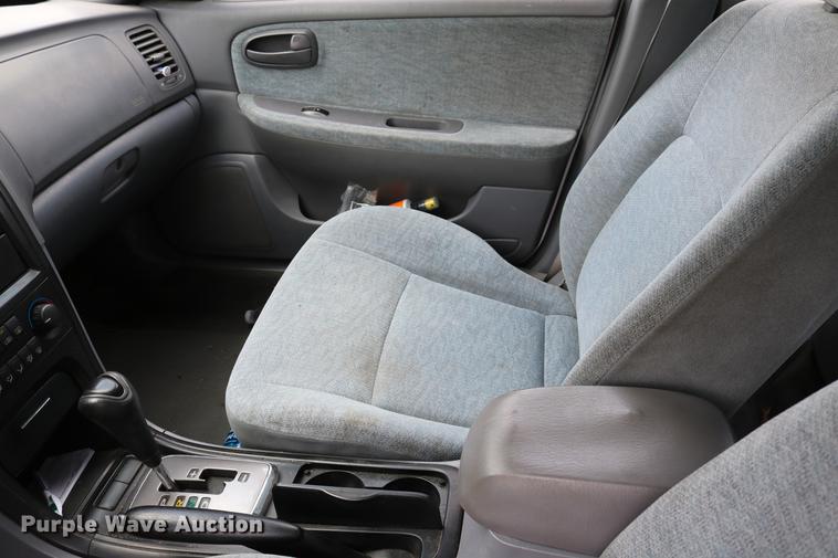 image for item DD8236 2005 Kia Optima